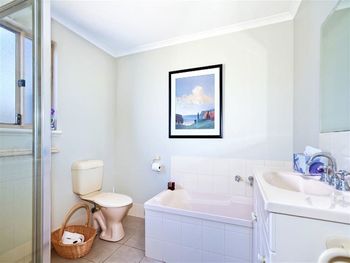 Tranquility - Northern Rivers Accommodation 4
