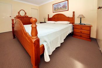 Sunset Towers Unit 11 / 25 Donald Street - Northern Rivers Accommodation 0