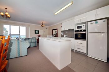 Sunset Towers Unit 11 / 25 Donald Street - Northern Rivers Accommodation 3