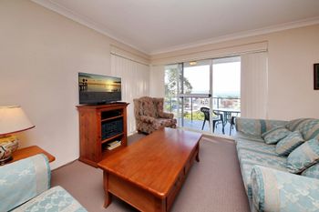 Sunset Towers Unit 11 / 25 Donald Street - Northern Rivers Accommodation 5
