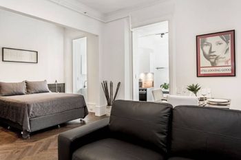 Stylish & Grand Potts Point H354 - Northern Rivers Accommodation 0