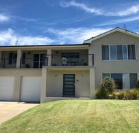 Ocean House at Mollymook - Northern Rivers Accommodation