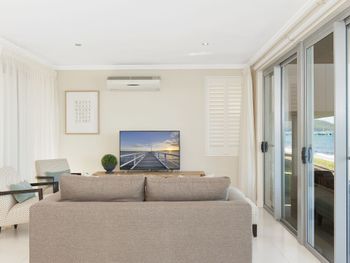 Soldiers Point Road 2 163 Seaside Splendour - Northern Rivers Accommodation 0