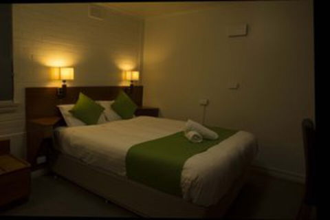 Batman Fawkner Inn - Northern Rivers Accommodation 7