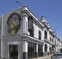 Batman Fawkner Inn - Northern Rivers Accommodation