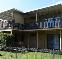 Lakeside Getaway - Northern Rivers Accommodation