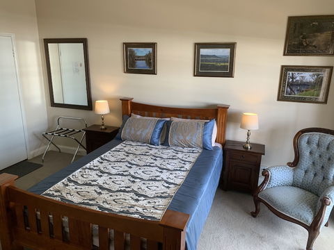 Settlers Hotel York - Northern Rivers Accommodation 3