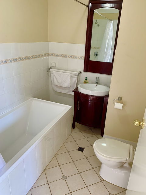Settlers Hotel York - Northern Rivers Accommodation 6
