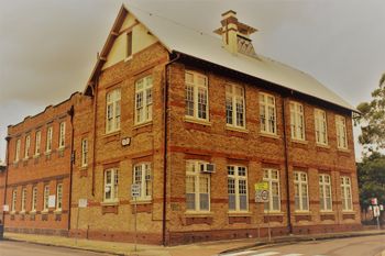 Caledonian Hotel - Northern Rivers Accommodation 2