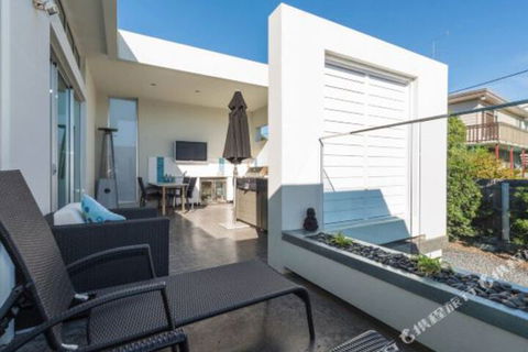 The Accommodation Group â€“ Glasshouse On Bentley Bridport - Northern Rivers Accommodation 1