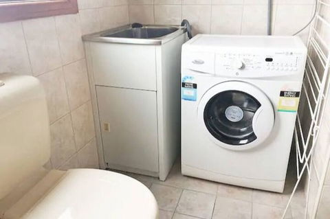 Home Near Shops & Beach - Northern Rivers Accommodation 4