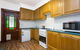 Spacious 3 Bedroom Minutes To CBD - thumb 0