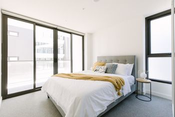 Super Spacious City View Apartments - Northern Rivers Accommodation 4