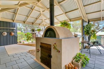 Juggle House - Northern Rivers Accommodation 6