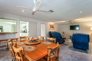 Juggle House - Northern Rivers Accommodation 5