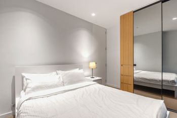 Light Tower Apartment - Northern Rivers Accommodation 4