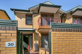 The Apartment Service BMN01 - Northern Rivers Accommodation 6