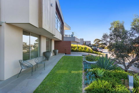 Azure Oasis - Northern Rivers Accommodation 6