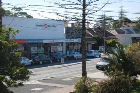 Glenelg Holiday Apartments The Broadway - Northern Rivers Accommodation 2