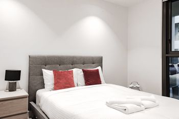 Zenith Melbourne Central - Northern Rivers Accommodation 3