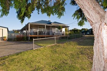 Port Lincoln Holiday Houses - Northern Rivers Accommodation 5
