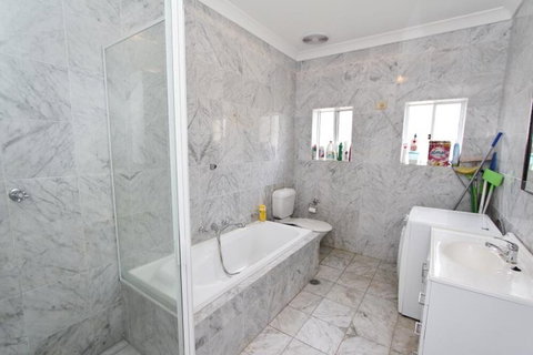 Pelicanstay Holiday Home Bondi Beach - Northern Rivers Accommodation 4