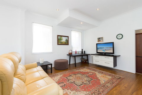 Pelicanstay Holiday Home Bondi Beach - Northern Rivers Accommodation 1