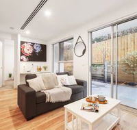 Iris Apartments by Ready Set Host - Northern Rivers Accommodation