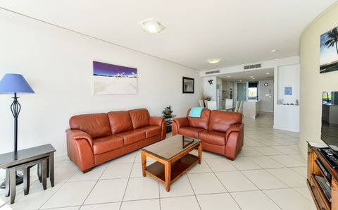 C Bargara Resort - Northern Rivers Accommodation 6