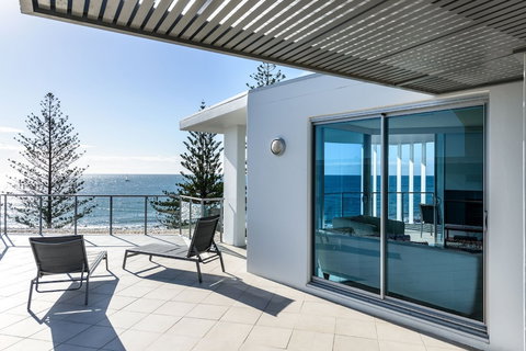 C Bargara Resort - Northern Rivers Accommodation 5