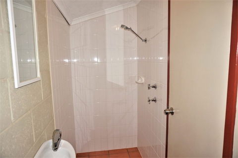 Osprey Holiday Village Unit 123 - Northern Rivers Accommodation 5