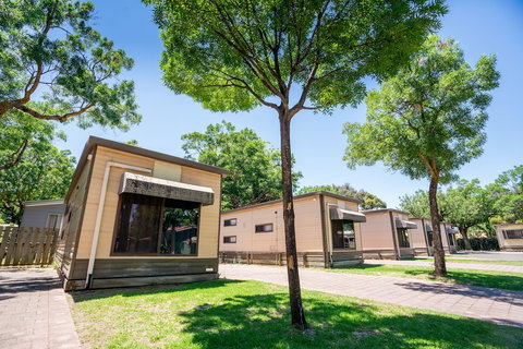 Adelaide Caravan Park - Northern Rivers Accommodation 3