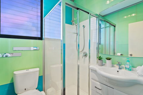 Villa De Marseilles - Melbourne - Northern Rivers Accommodation 1