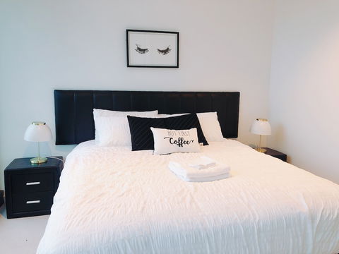 Skytower Apartment - Northern Rivers Accommodation 4