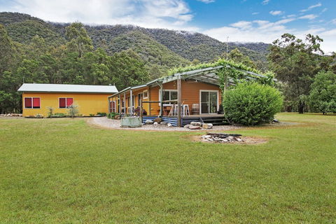 Feathertop Views And Dorm - Northern Rivers Accommodation 2