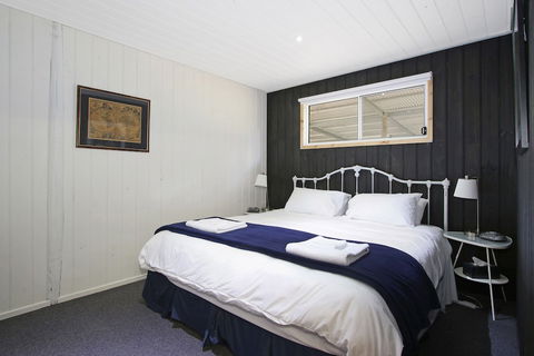 Feathertop Views And Dorm - Northern Rivers Accommodation 5