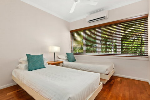 Poolside Apt In Alamanda Beachfront Resort 67 - Northern Rivers Accommodation 4