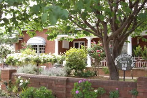 Rose Garden On Church BnB - Northern Rivers Accommodation 0