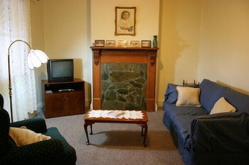 A Settler's Cottage - Northern Rivers Accommodation 2