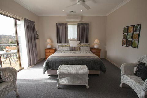 Batemans Bay Manor - Northern Rivers Accommodation 5