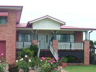 Ayr Bed & Breakfast On McIntyre - Northern Rivers Accommodation 1
