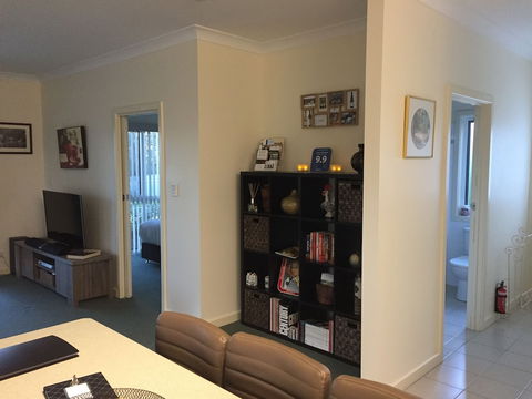 Lyreen's Apartment B&B - Northern Rivers Accommodation 6