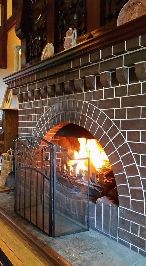 Petersons Armidale Winery & Guesthouse - Northern Rivers Accommodation 3