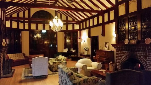 Petersons Armidale Winery & Guesthouse - Northern Rivers Accommodation 2