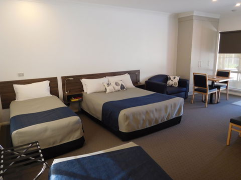 Commercial Golf Resort - Northern Rivers Accommodation 6