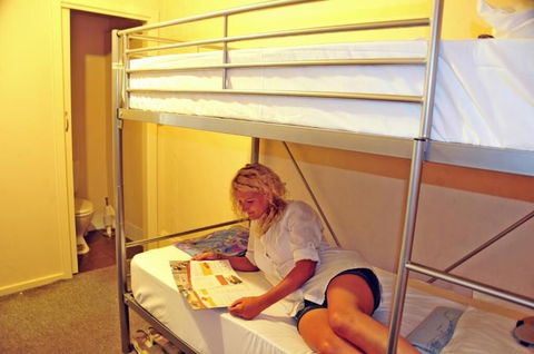 Adelaide Travellers Inn - Hostel - Northern Rivers Accommodation 5