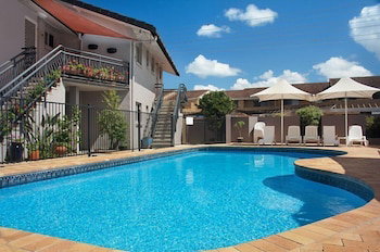 Lennox Head Beachfront Apartments - Northern Rivers Accommodation 4