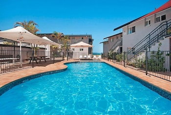 Lennox Head Beachfront Apartments - Northern Rivers Accommodation 1