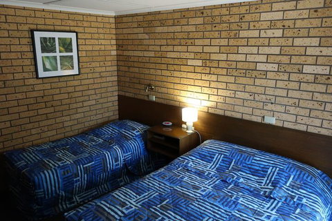 Newell Motor Inn - Narrandera - Northern Rivers Accommodation 4