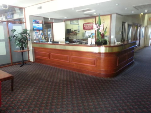 Grand Tasman Hotel - Northern Rivers Accommodation 4